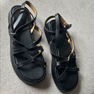 Madewell Black Leather Strappy Flat Sandals 7.5